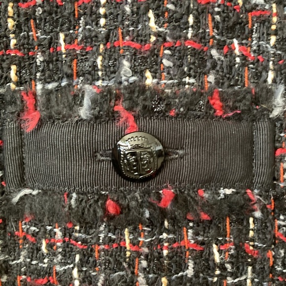 Tailored Talbots Petites “Chanel” style suit jacket. - Picture 4 of 8